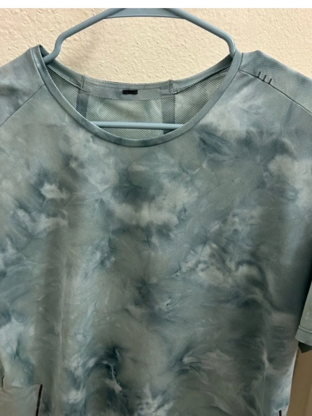 lululemon athletica Seafoam Blue Tie-Dye Short Sleeve Top